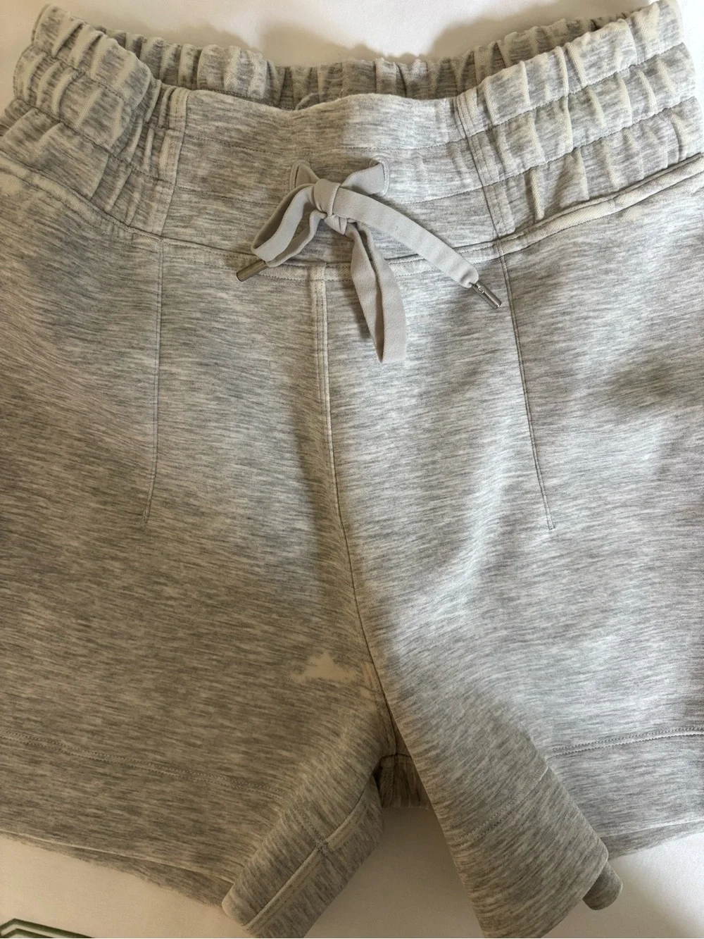 lululemon Women’s Shorts in Gray